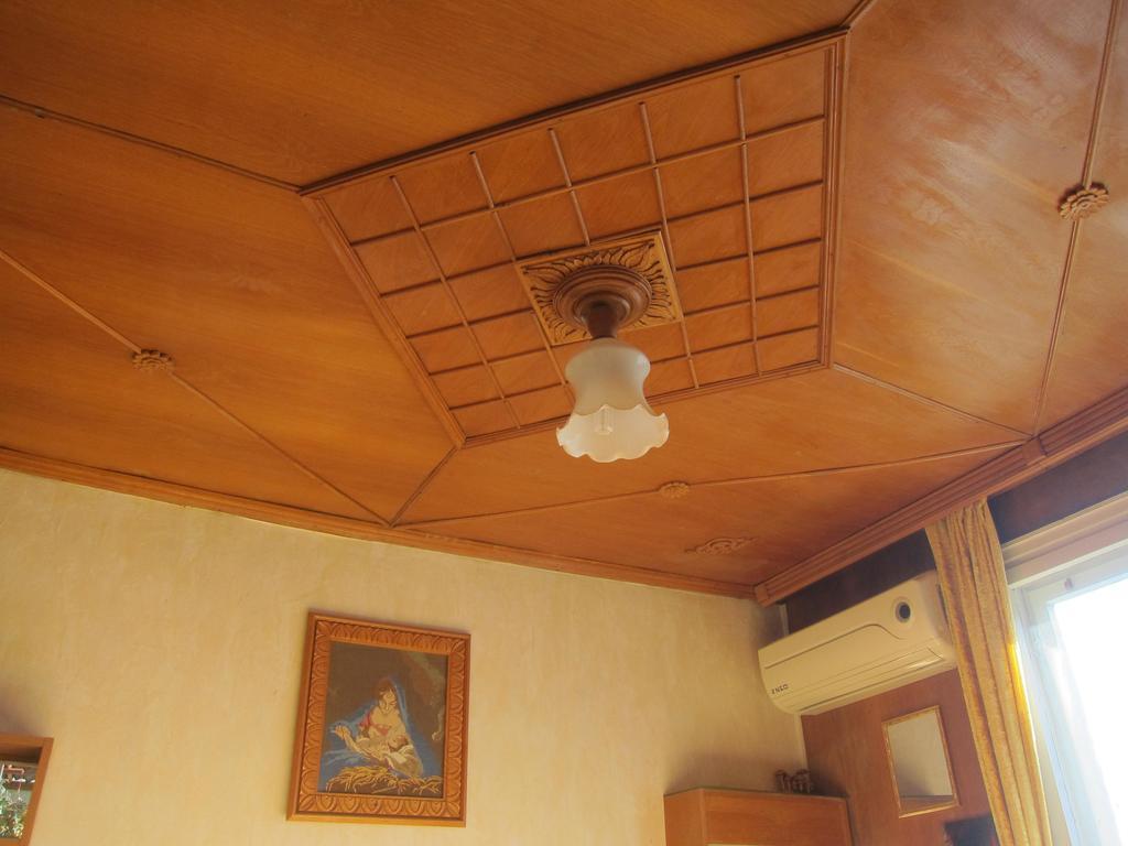 Diana Guesthouse Veliko Tărnovo Esterno foto