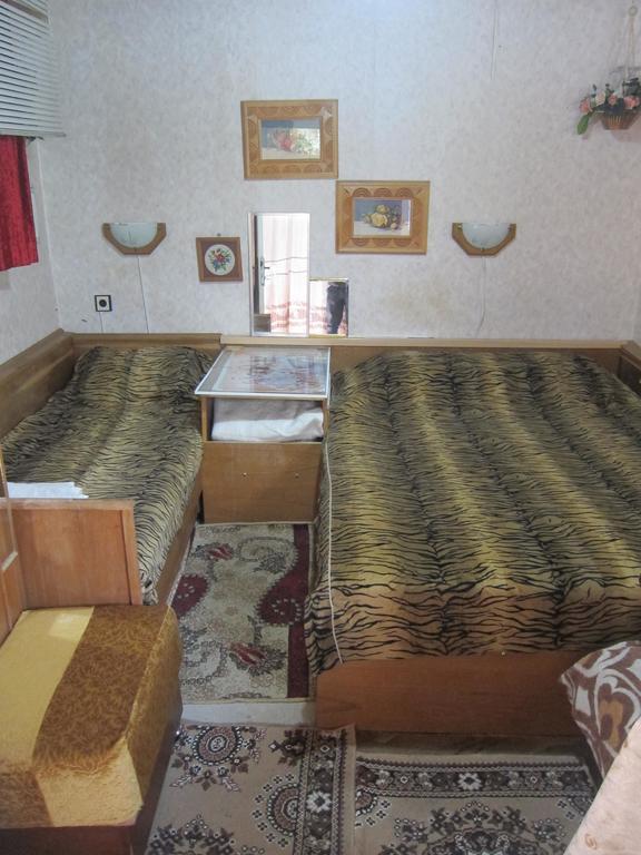 Diana Guesthouse Veliko Tărnovo Esterno foto
